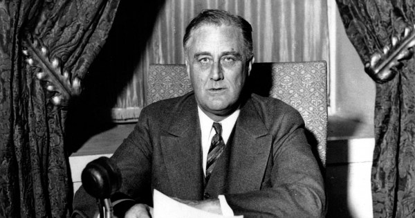 Franklin Roosevelt formal presidential portrait seated
